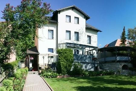 Pension Am Kirschberg Ваймар Екстериор снимка
